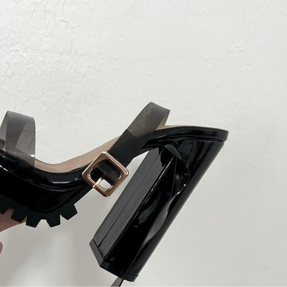 GLAZE Black Platform 5” High Block Heel Ankle Strap Lug Soles Sandals Size 6 NIB
